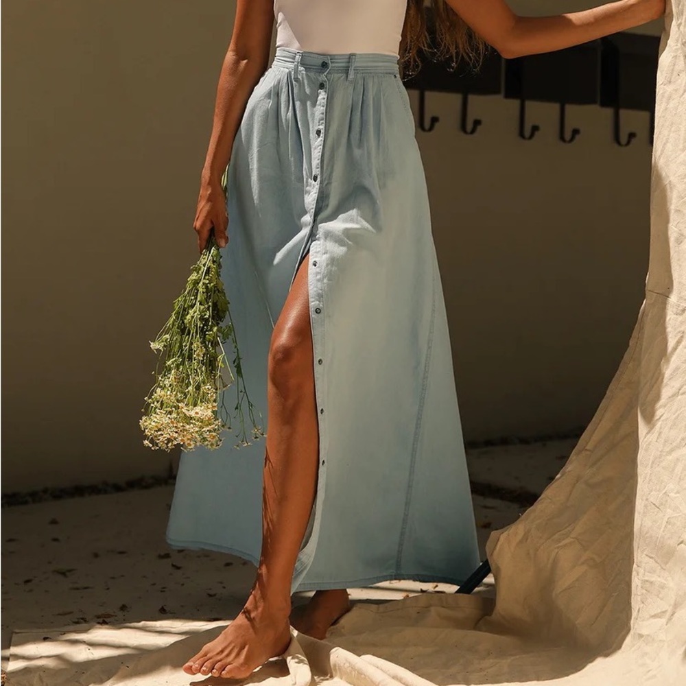 Lulus Pistola XS button down with pockets Baez Blue Chambray Maxi Skirt